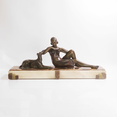 Lot 109 - Art Deco