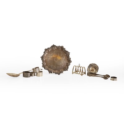 Lot 19 - A collection of silver table items