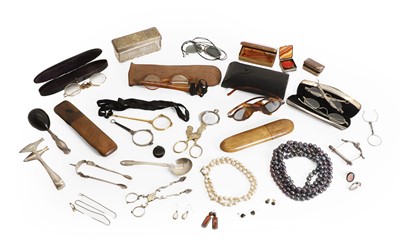 Lot 216 - A collection of silver, steel and metalware spectacles and lorgnettes