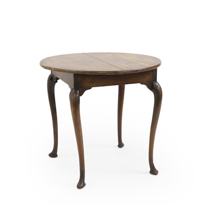 Lot 388 - A George II mahogany circular occasional table