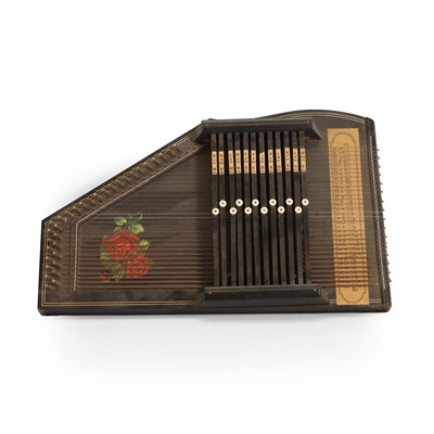 Lot 246 - A Rosetti Autoharp - 32 String, 12 Bar - Zither