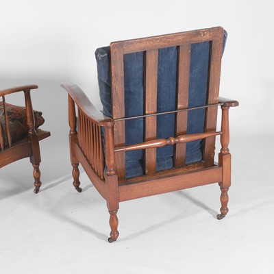 Lot 34 - Arts and Crafts