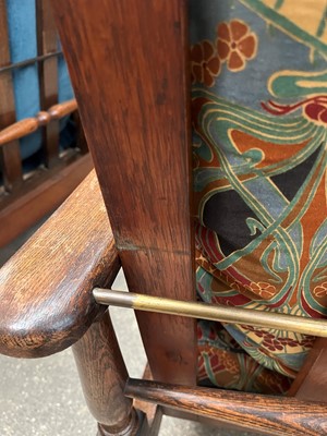Lot 34 - Arts and Crafts