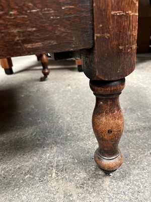 Lot 34 - Arts and Crafts