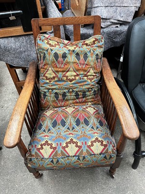 Lot 34 - Arts and Crafts