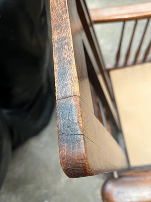 Lot 34 - Arts and Crafts