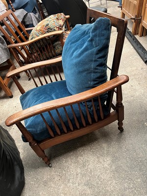 Lot 34 - Arts and Crafts