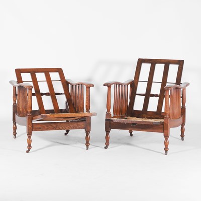 Lot 34 - Arts and Crafts