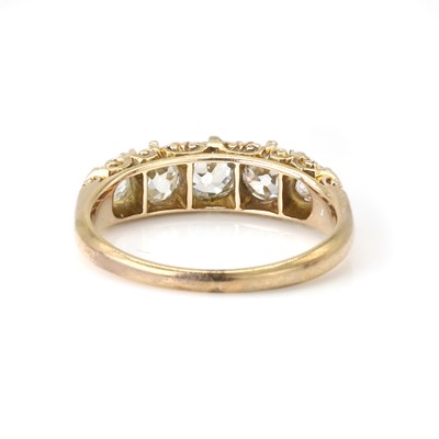 Lot 33 - A late Victorian diamond five stone ring
