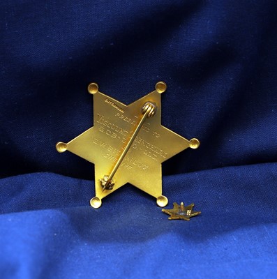 Lot An Honorary Deputy Sheriff Los Angeles County gilt-metal badge
