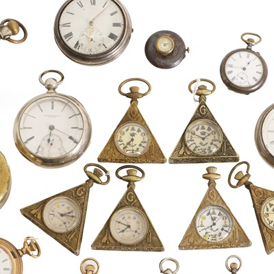 Lot 40 - A silver pair cased pocket watch