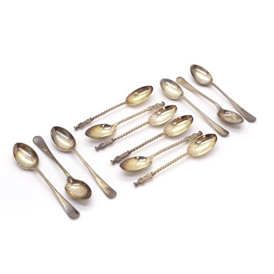 Lot 29 - Two cased sets of six silver coffee spoons