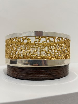 Lot 256 - Stuart Devlin (Australian-British, 1931-2018)