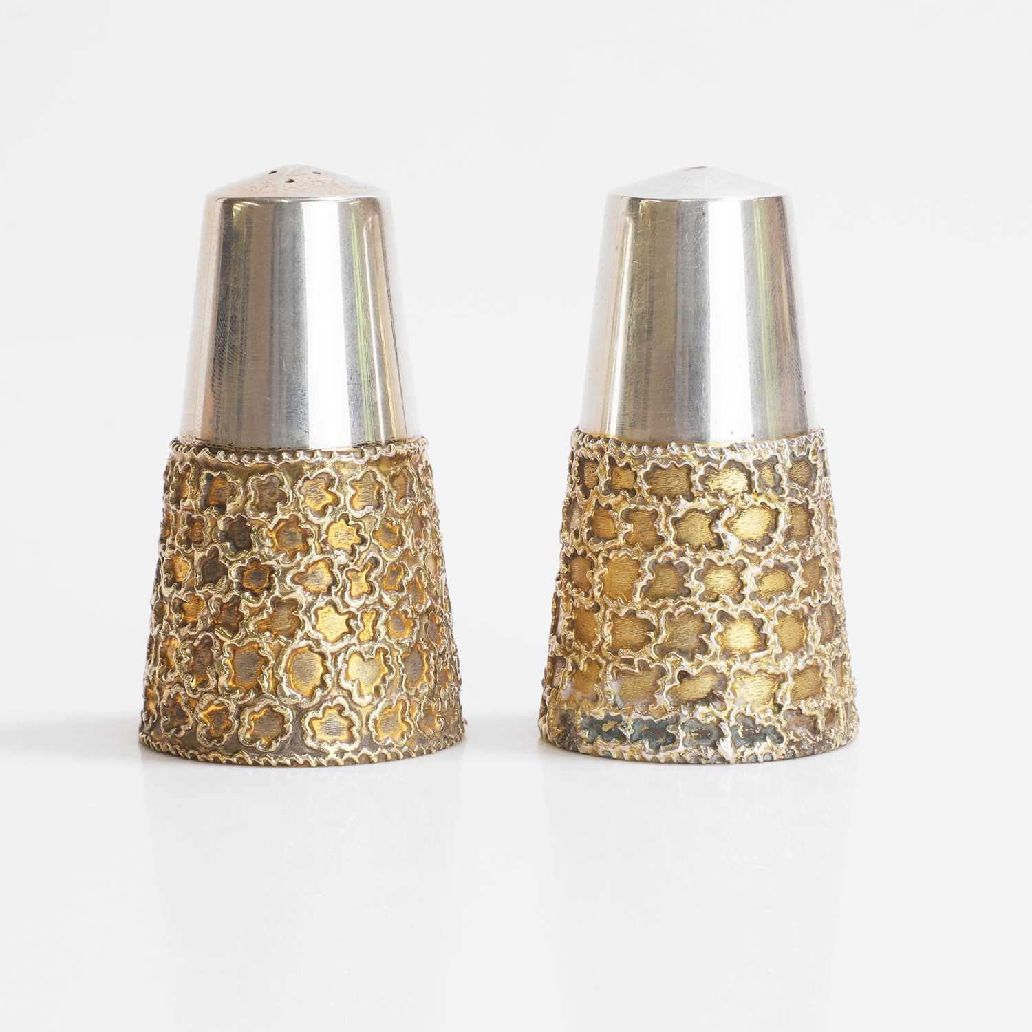 Lot 242 - Stuart Devlin (Australian-British, 1931-2018)