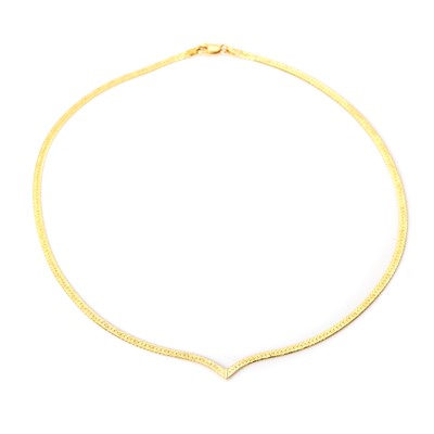 Lot 143 - A wishbone chain link necklace