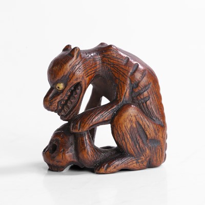 Lot 271 - A Japanese boxwood netsuke