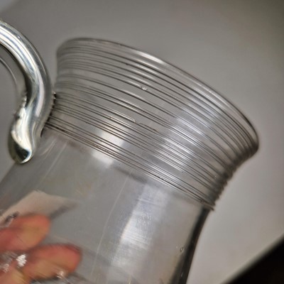 Lot 10 - A collection of table glass