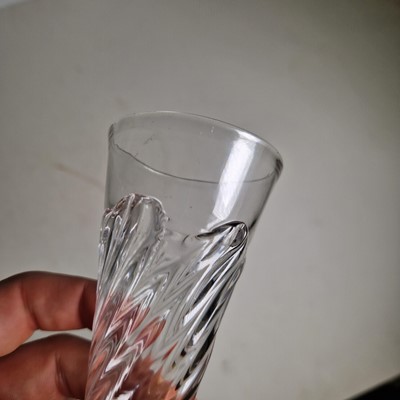 Lot 10 - A collection of table glass