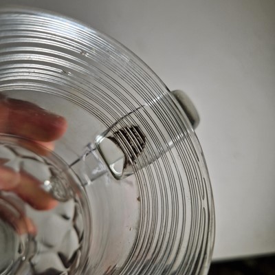 Lot 10 - A collection of table glass