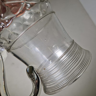 Lot 10 - A collection of table glass