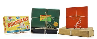 Lot 373 - A Conjuring Tricks set and other boxed games