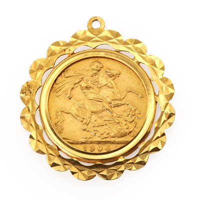Lot 321 - A full sovereign coin pendant