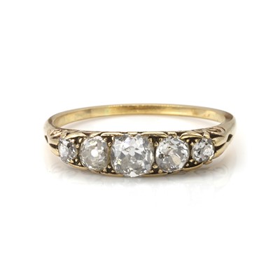 Lot 34 - A Victorian five stone diamond ring