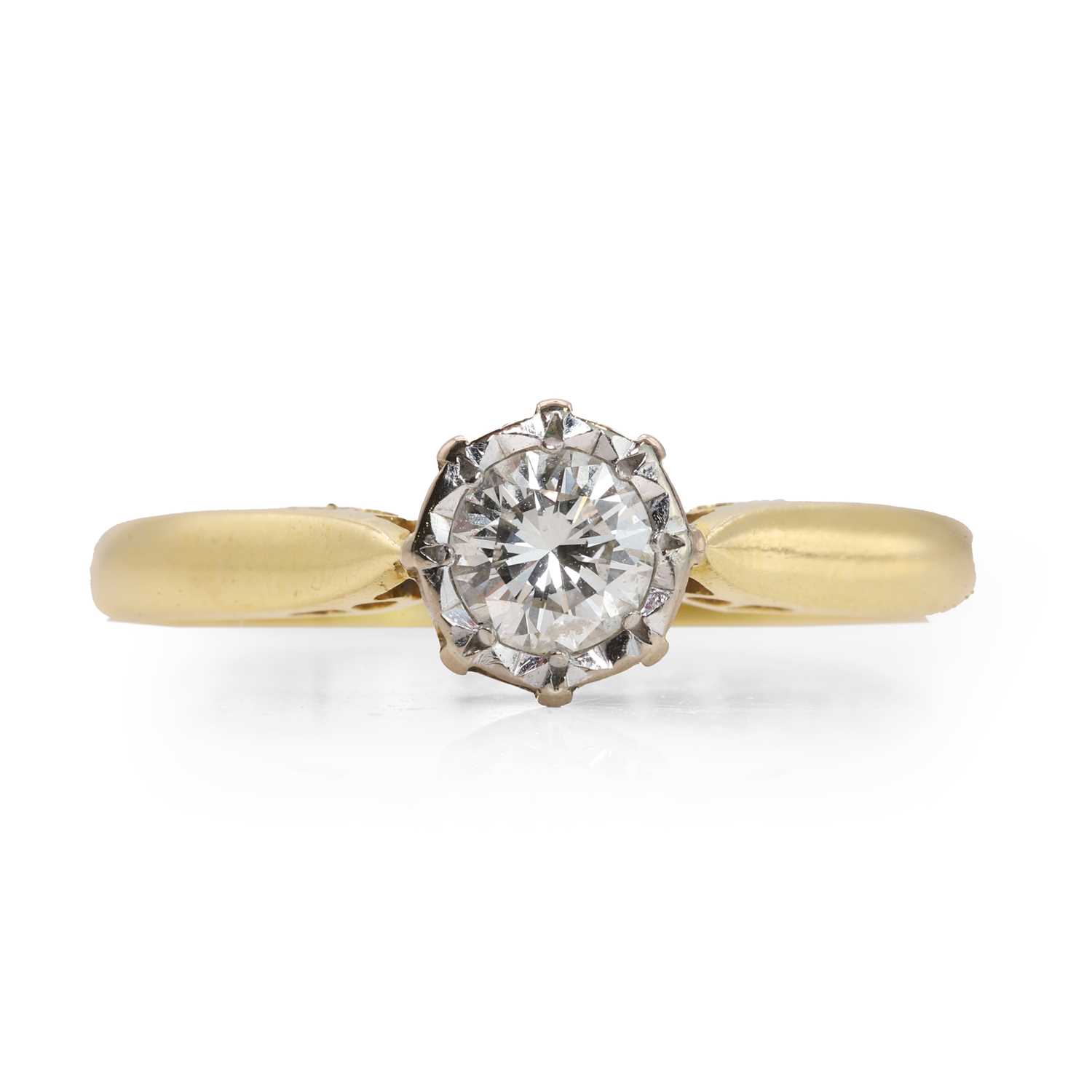 Lot 68 - An 18ct gold diamond single stone ring