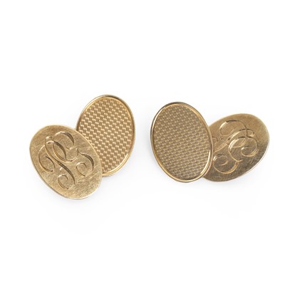 Lot 296 - A cased pair of 9ct gold cufflinks