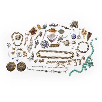 Lot 275 - A group of gold, silver and costume jewellery