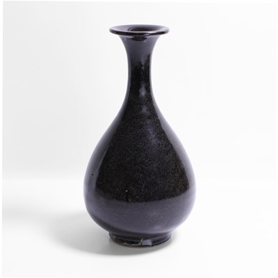 Lot 31 - A Chinese black-glazed yuhuchun vase
