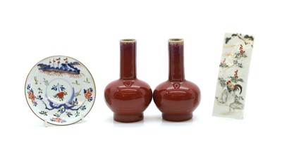 Lot 180 - A Chinese wucai saucer