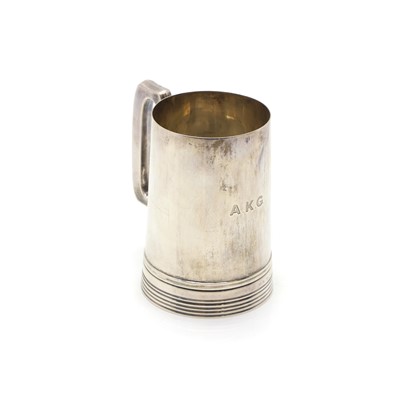 Lot 16 - A silver mug