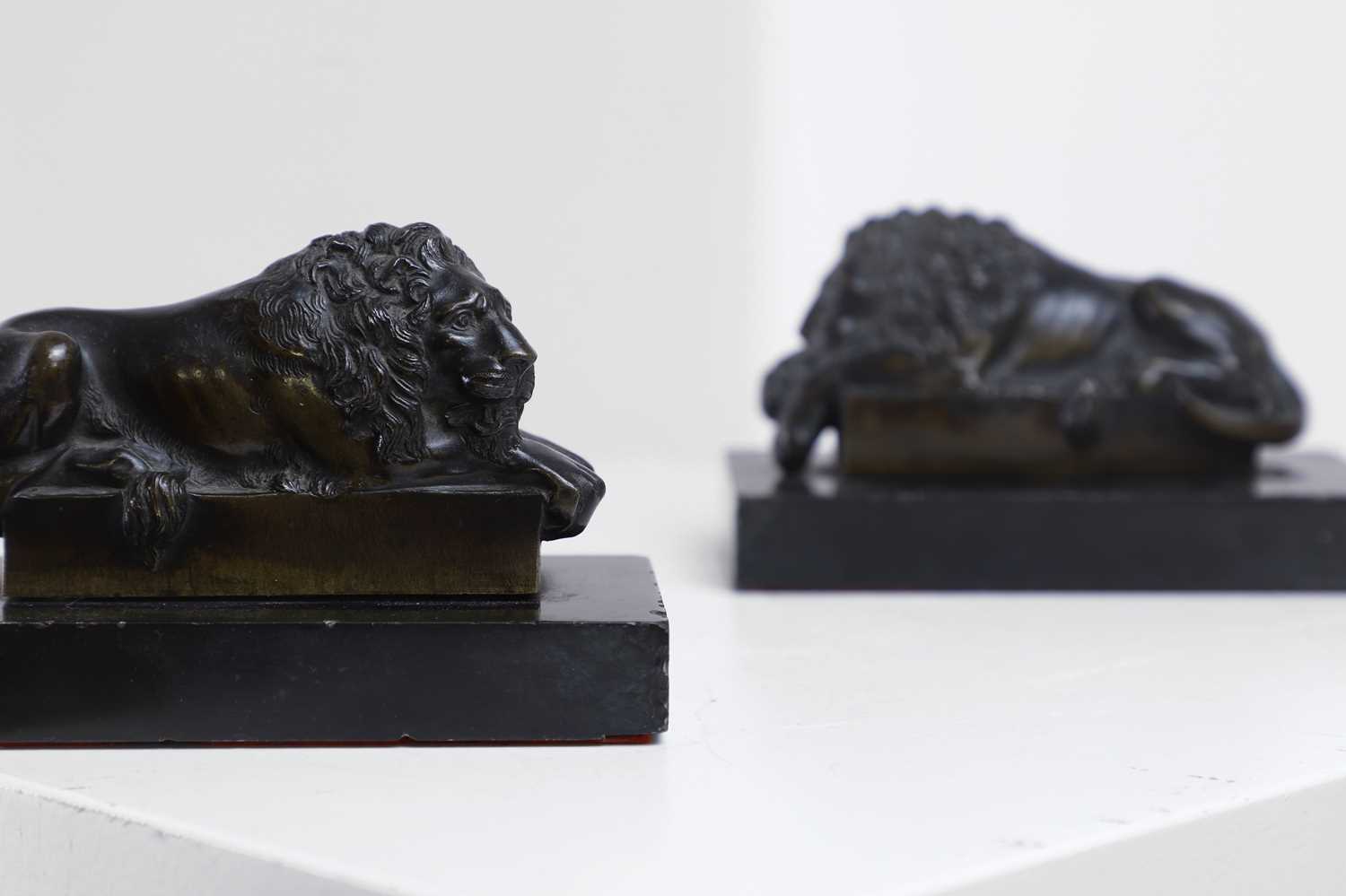 Lot 229 - A pair of bronze models of the Canova lions