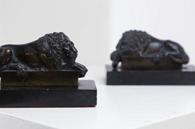 Lot 229 - A pair of bronze models of the Canova lions
