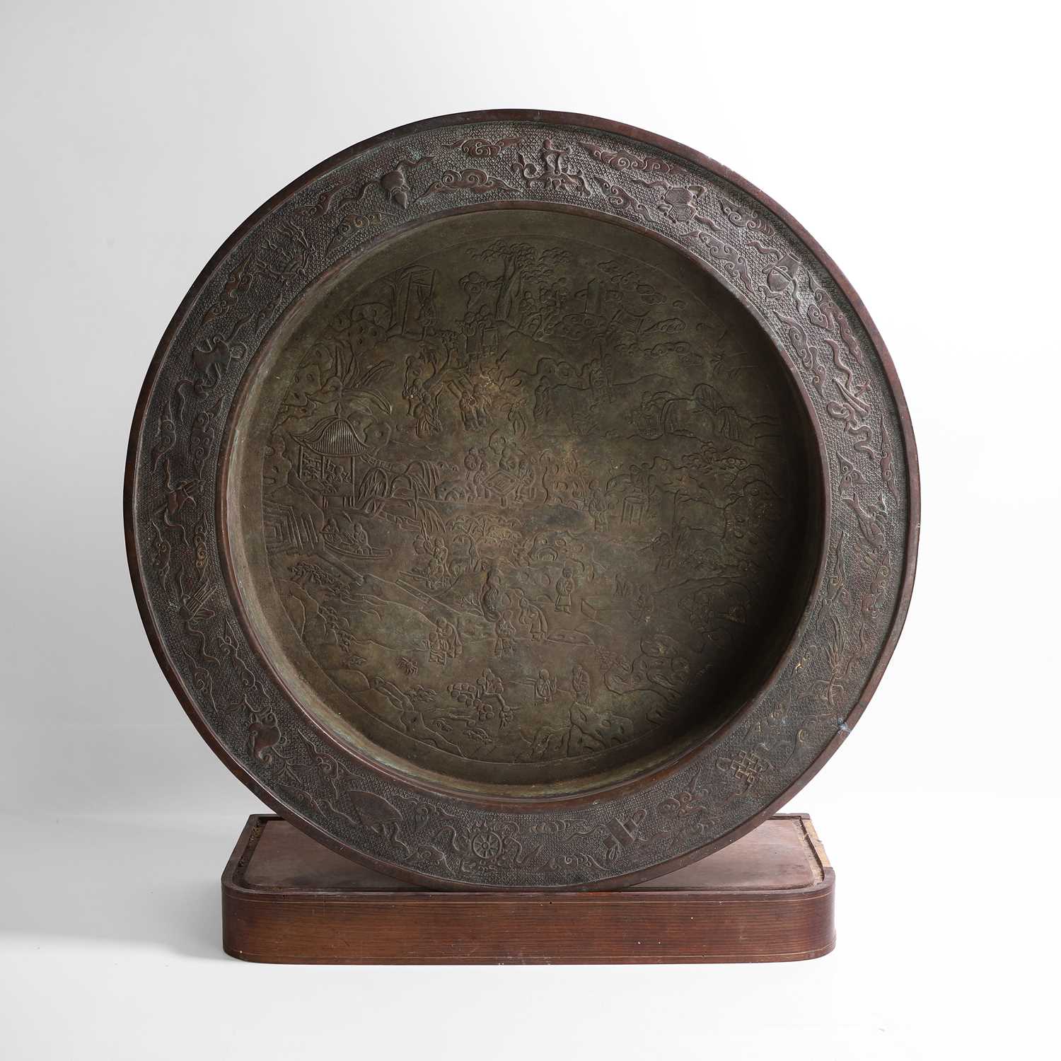 Lot 135 - A large Chinese parcel-gilt bronze basin