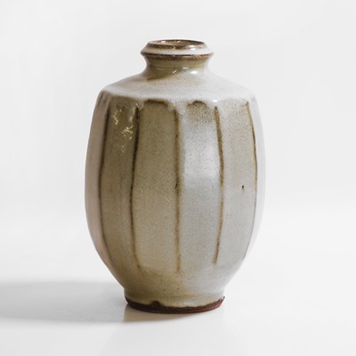 Lot 394 - Jim Malone (b.1946) at Lesson Hall Pottery