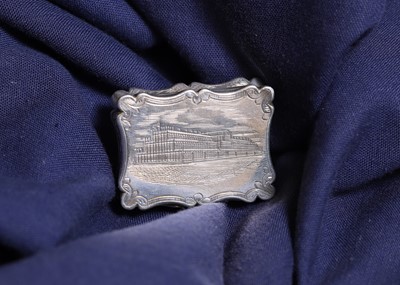 Lot 8 - An early Victorian silver 'Castle Top' vinaigrette