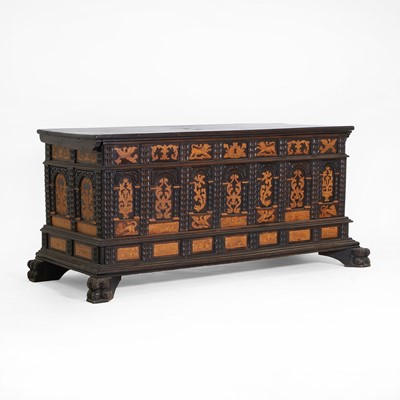 Lot 463 - A walnut and inlaid chest