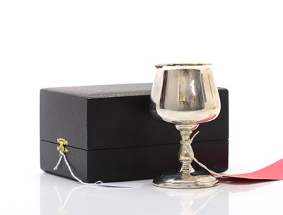 Lot 4 - An Elizabeth II silver commemorative goblet