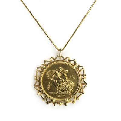 Lot 264 - A quintuple sovereign coin pendant