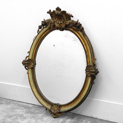 Lot 495 - A Victorian giltwood wall mirror