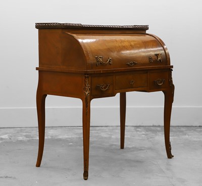 Lot 520 - A French kingwood bureau
