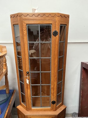 Lot 42 - Workshop of Robert 'Mouseman' Thompson (1876-1955)