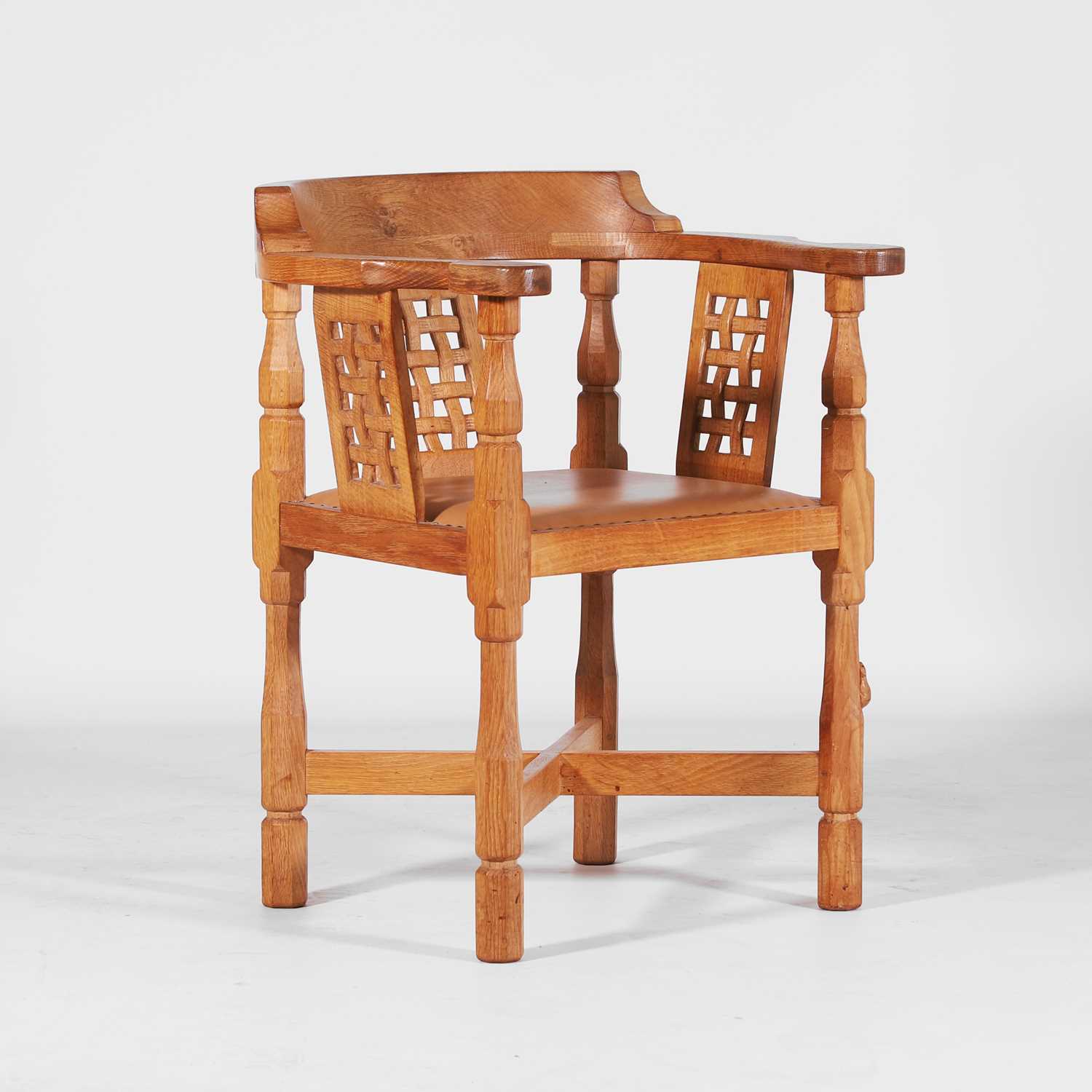 Lot 38 - Workshop of Robert 'Mouseman' Thompson (1876-1955)