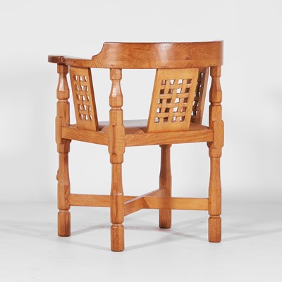 Lot 38 - Workshop of Robert 'Mouseman' Thompson (1876-1955)