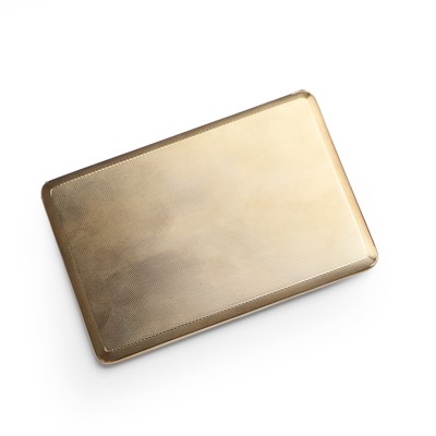 Lot 282 - A 9ct gold cigarette case