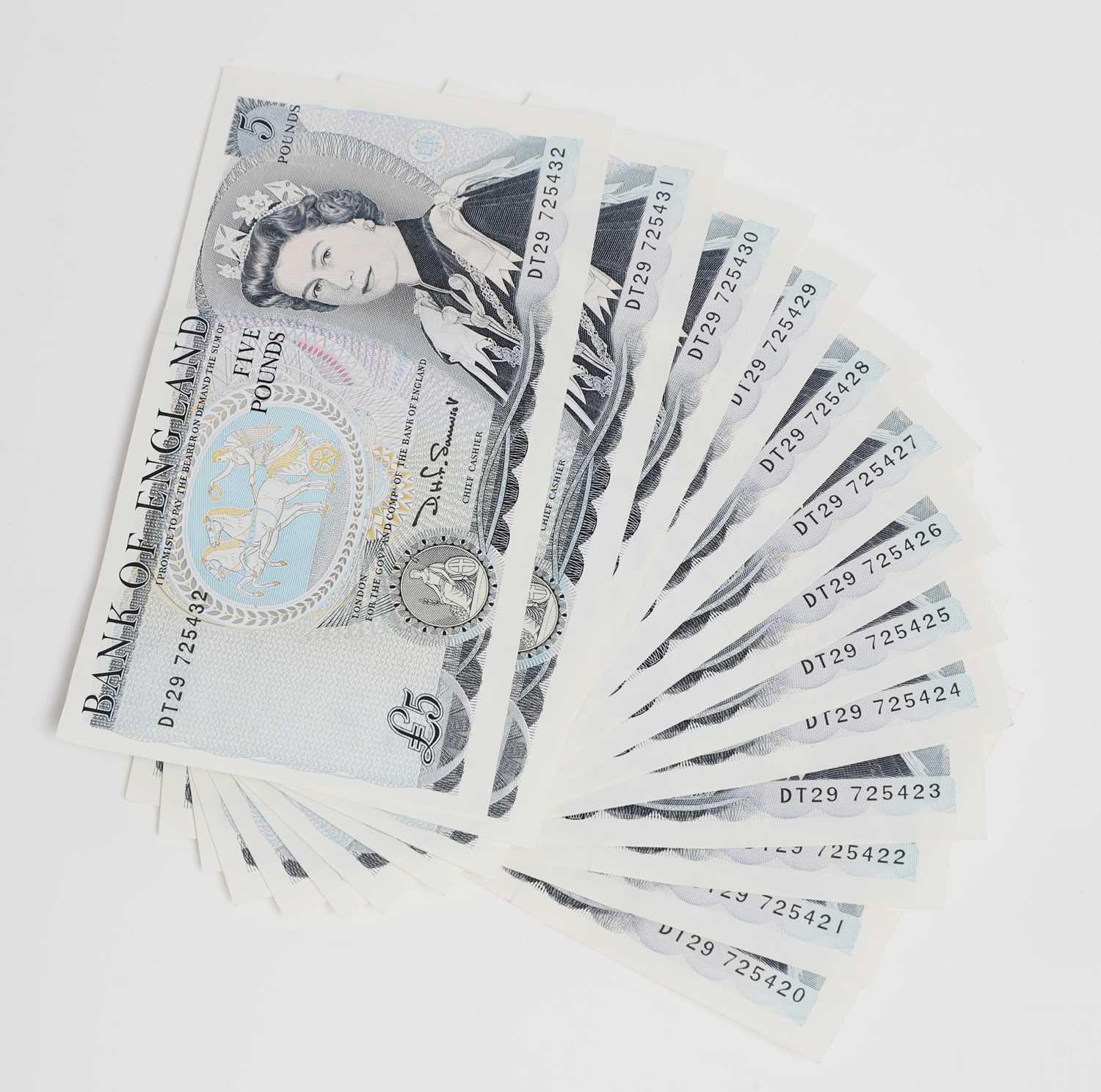 Lot 10 - Notes, Great Britain, Elizabeth II (1952-2022)