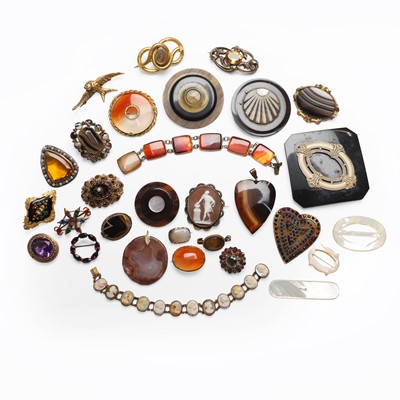Lot 247 - A collection of mostly Victorian jewellery