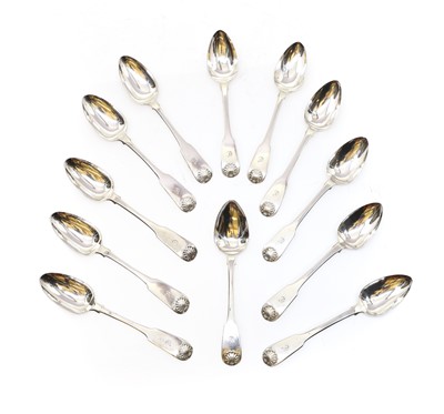 Lot 43 - A set of twelve Fiddle and Shell pattern teaspoons